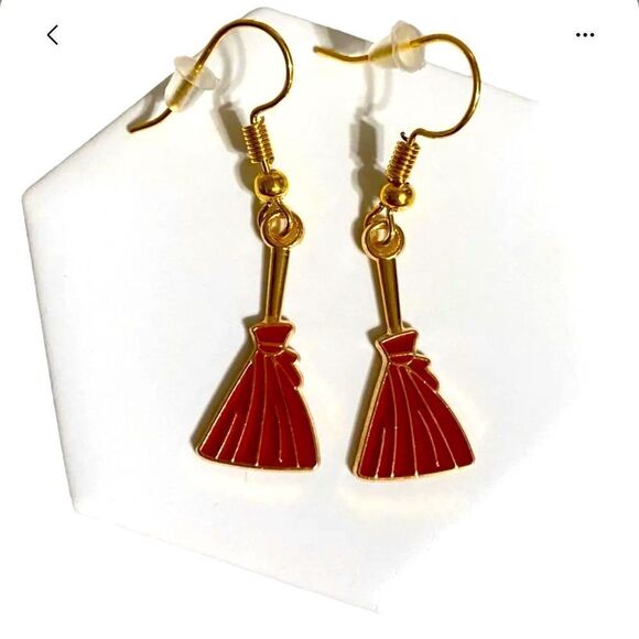 Women’s Handmade Gold Tone Witch Broom Fall Halloween Drop Earrings One Size - Picture 1 of 1